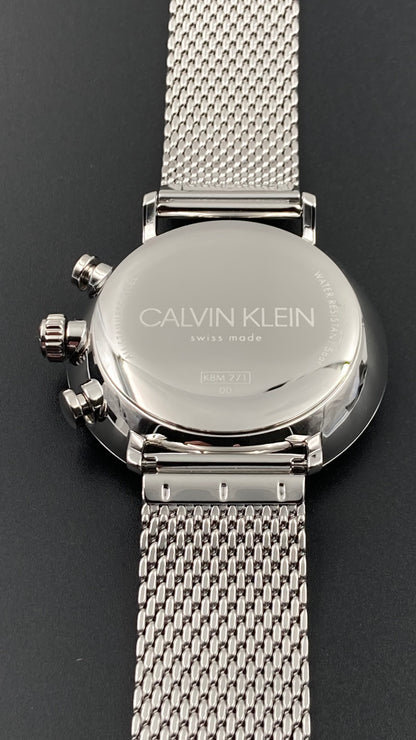 Neue, in der Schweiz hergestellte CALVIN KLEIN High Noon Chronograph Quarz Herrenuhr mit silbernem Zifferblatt