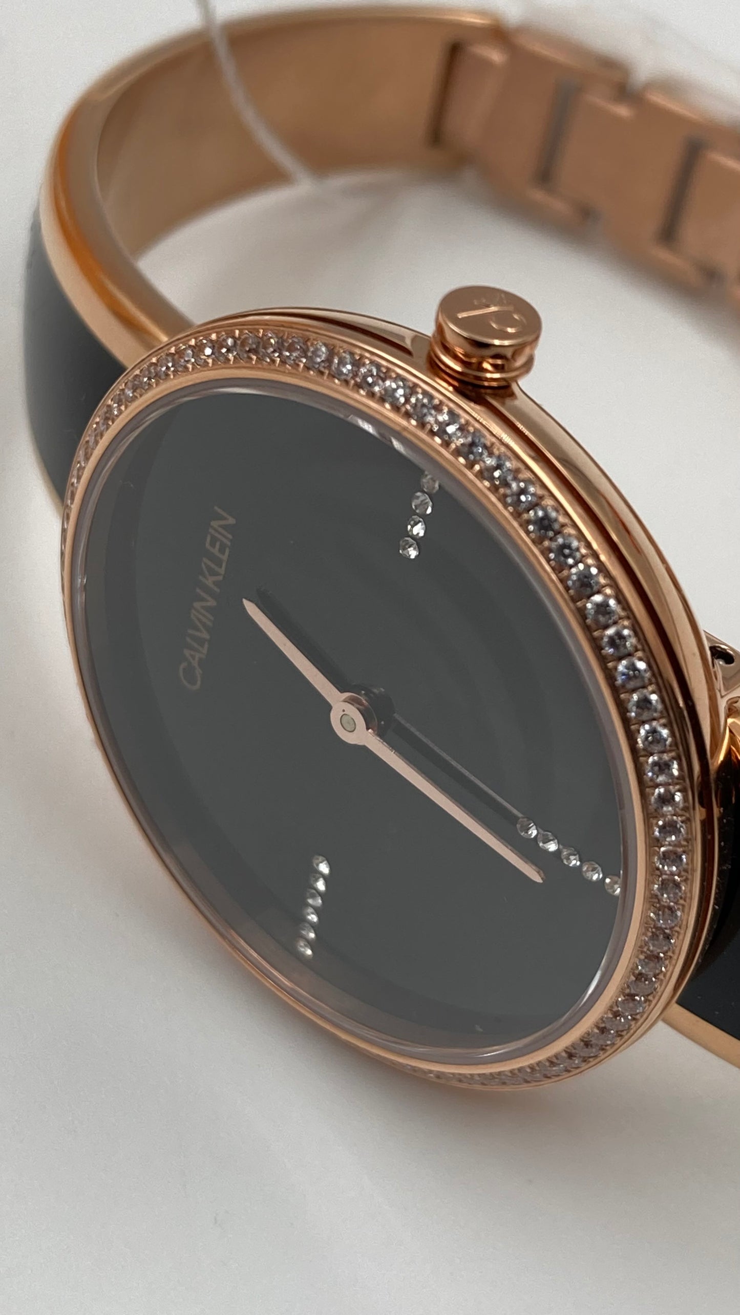 CALVIN KLEIN Seduce Seduction Quarzuhr mit schwarzem Zifferblatt in der Schweiz