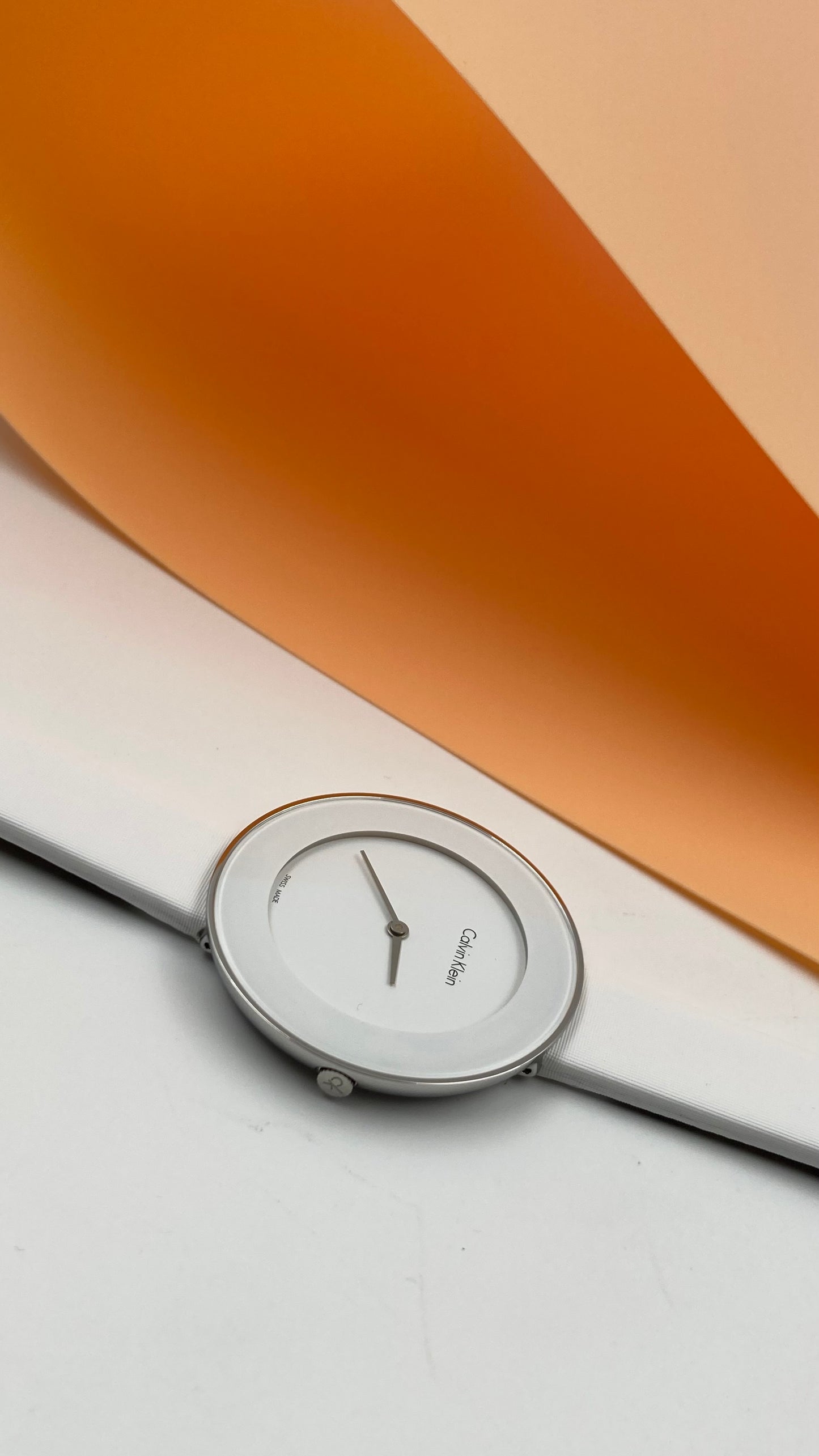 New Swiss Made CALVIN KLEIN Chic White Dial White Leather Ladies Watch