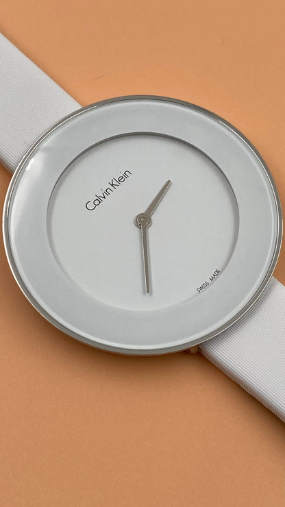 New Swiss Made CALVIN KLEIN Chic White Dial White Leather Ladies Watch