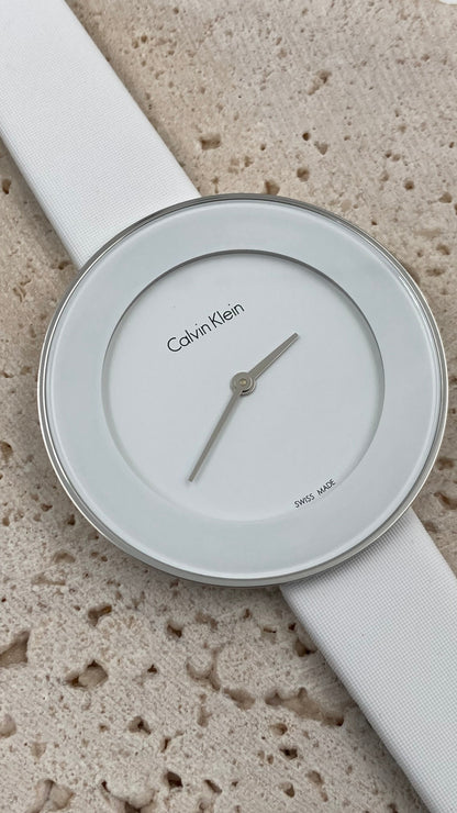 New Swiss Made CALVIN KLEIN Chic White Dial White Leather Ladies Watch