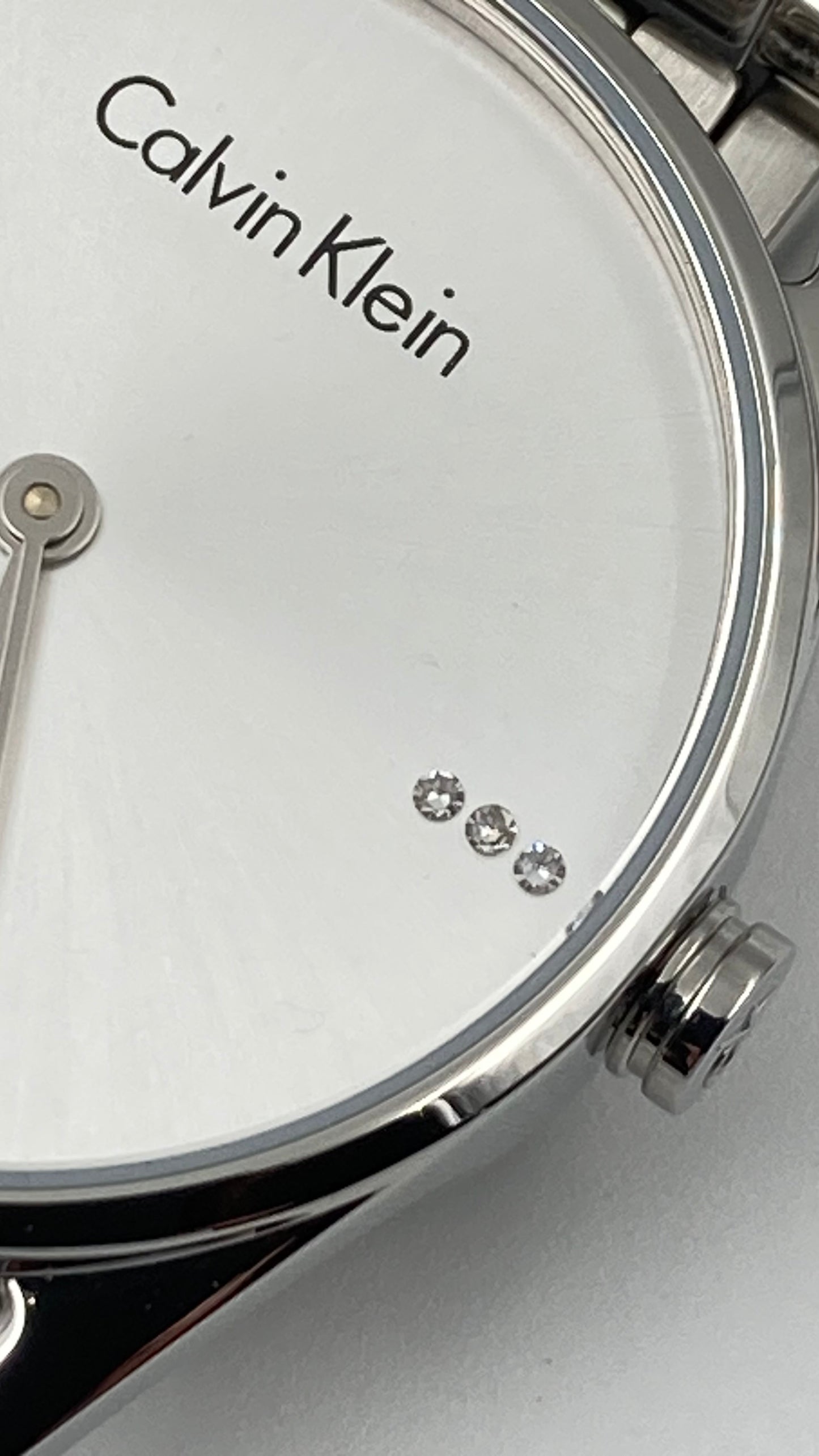 New Swiss Made CALVIN KLEIN Dainty Diamonds Silver Dial Ladies Watch