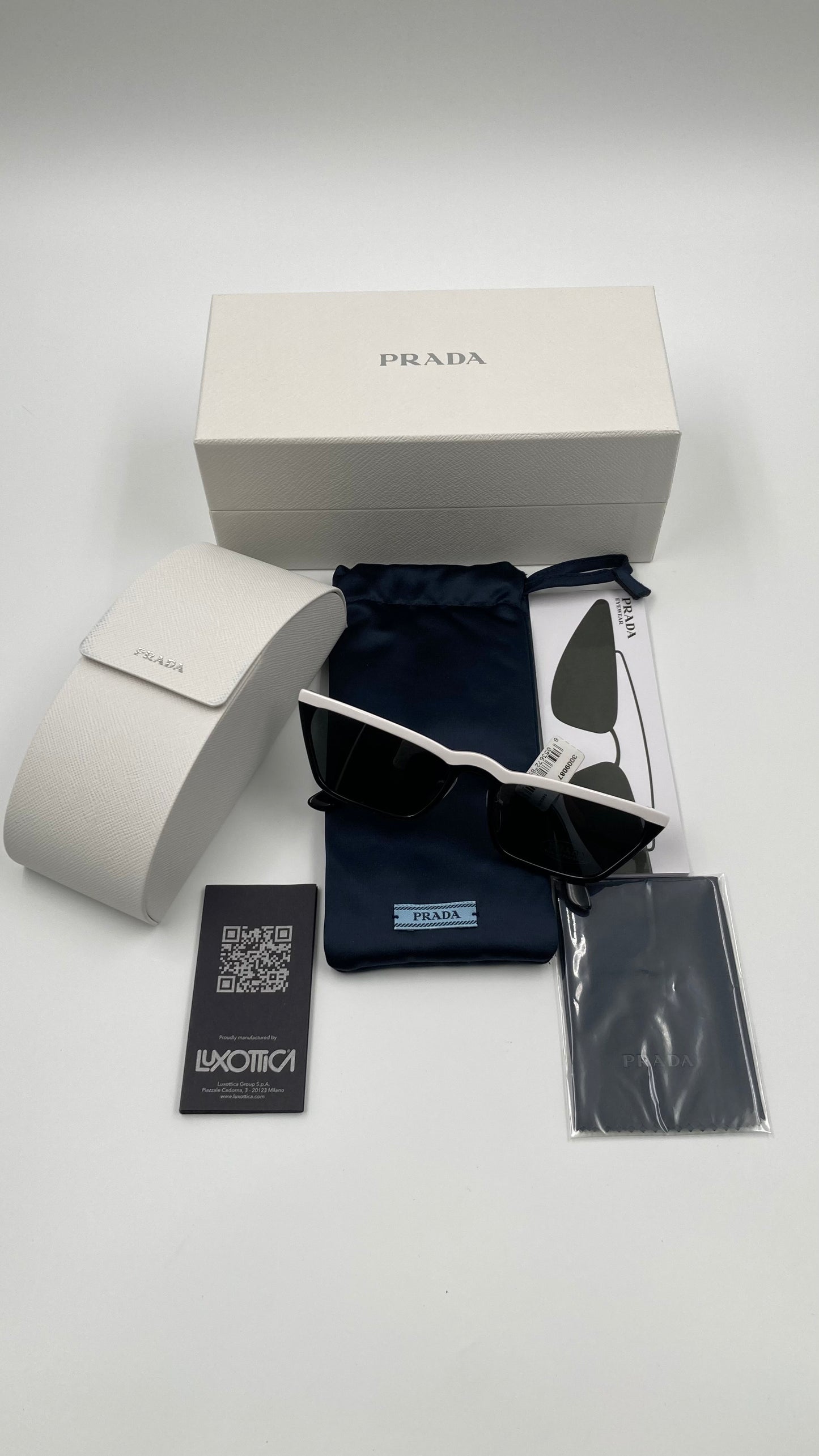 *NEW* PRADA ULTRAVOX SPECIAL COLLECTION SPR19U YC4 5S0 SUNGLASSES - BLACK/WHITE