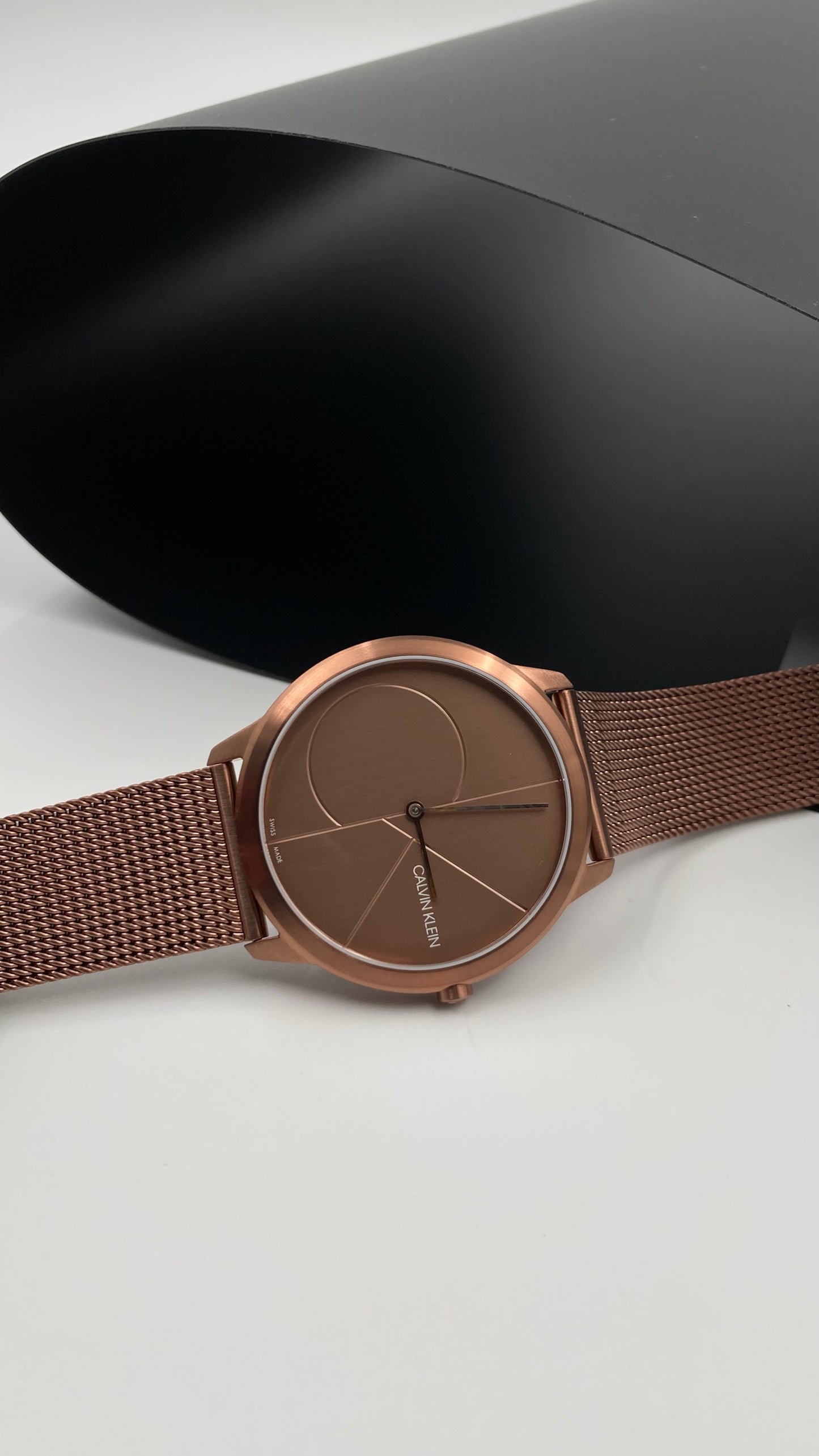 Neue, in der Schweiz hergestellte CALVIN KLEIN Minimal Quartz Herrenuhr mit rosa Zifferblatt