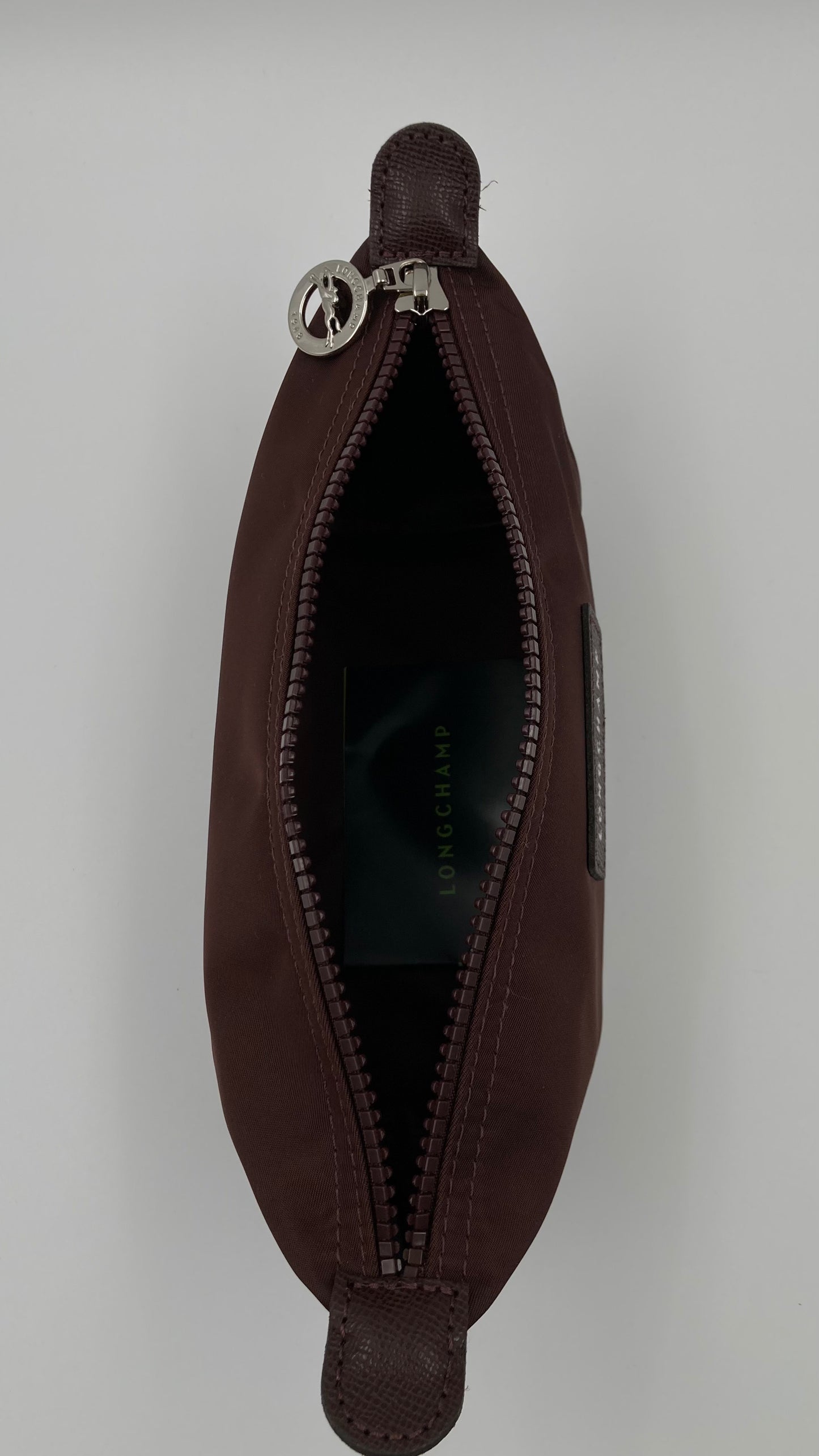 LONGCHAMP LE PLIAGE NEO COSMATIC CASE - CHOCOLATE
