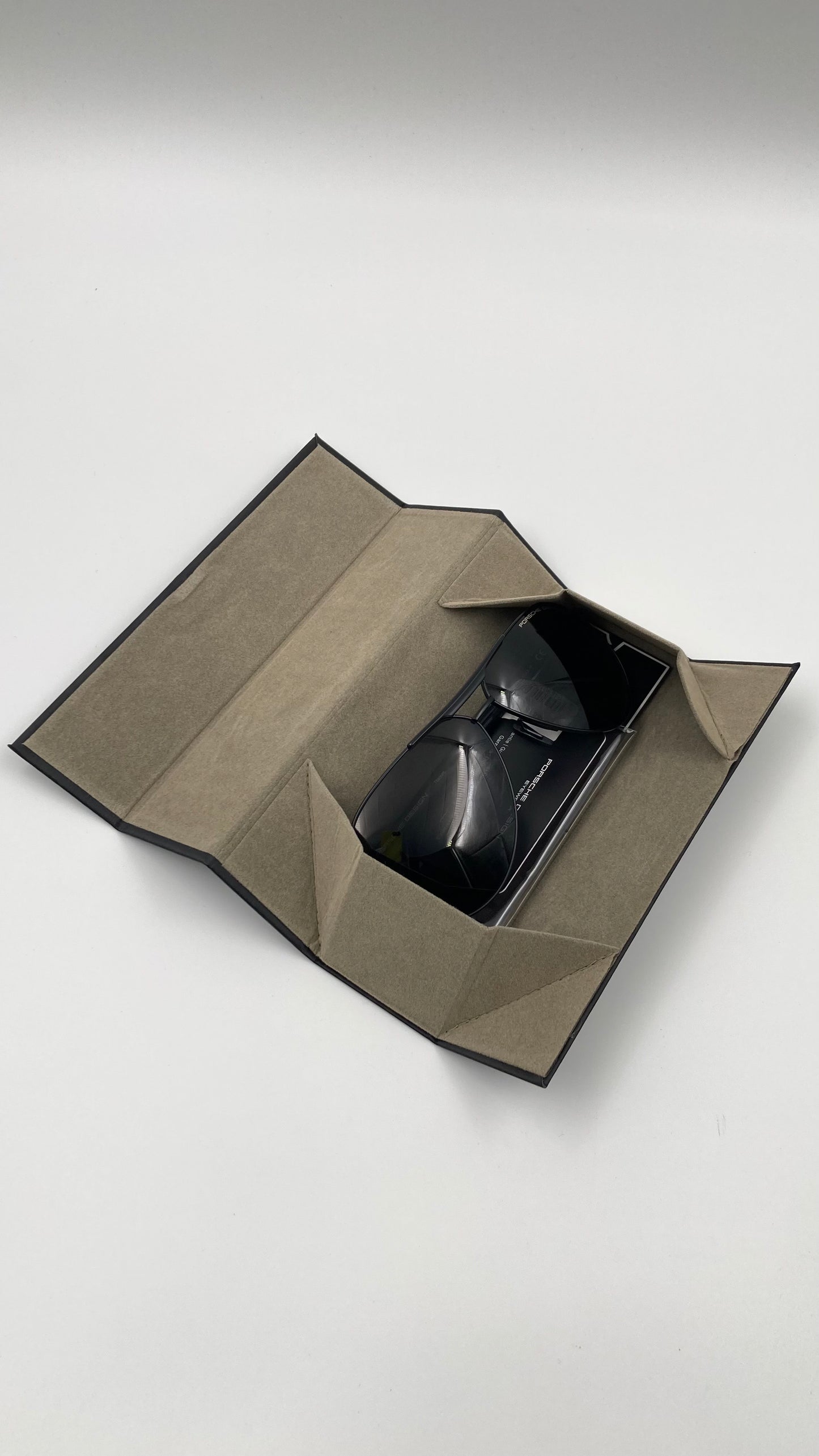 *NEW* PORSCHE DESIGN P8649 A 6210 POLARIZED SUNGLASSES - GREY/BLACK