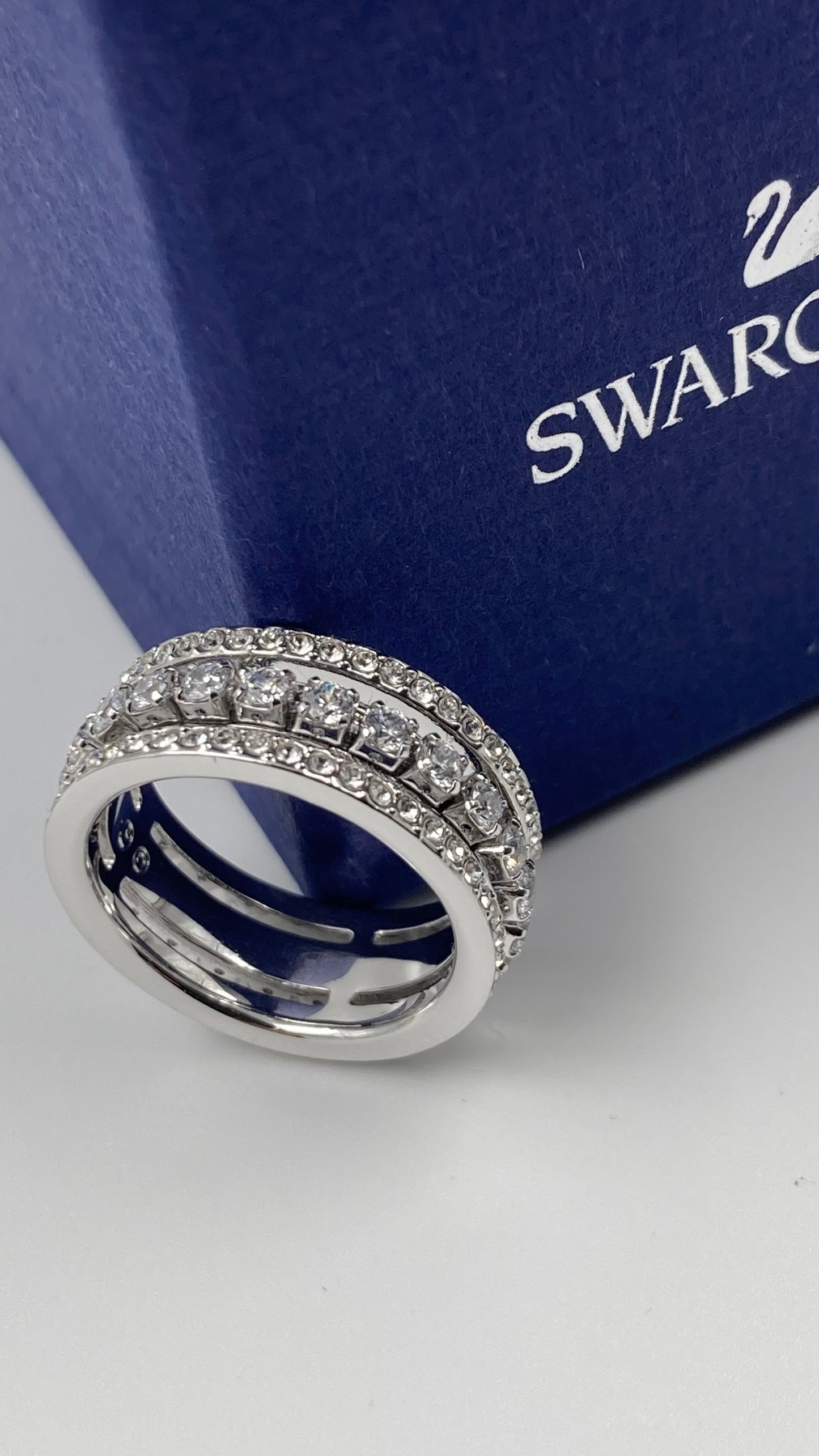New SWAROVSKI BAGUETTE FURTHER RING - WHITE CRYSTALS - SILVER - SIZE 50