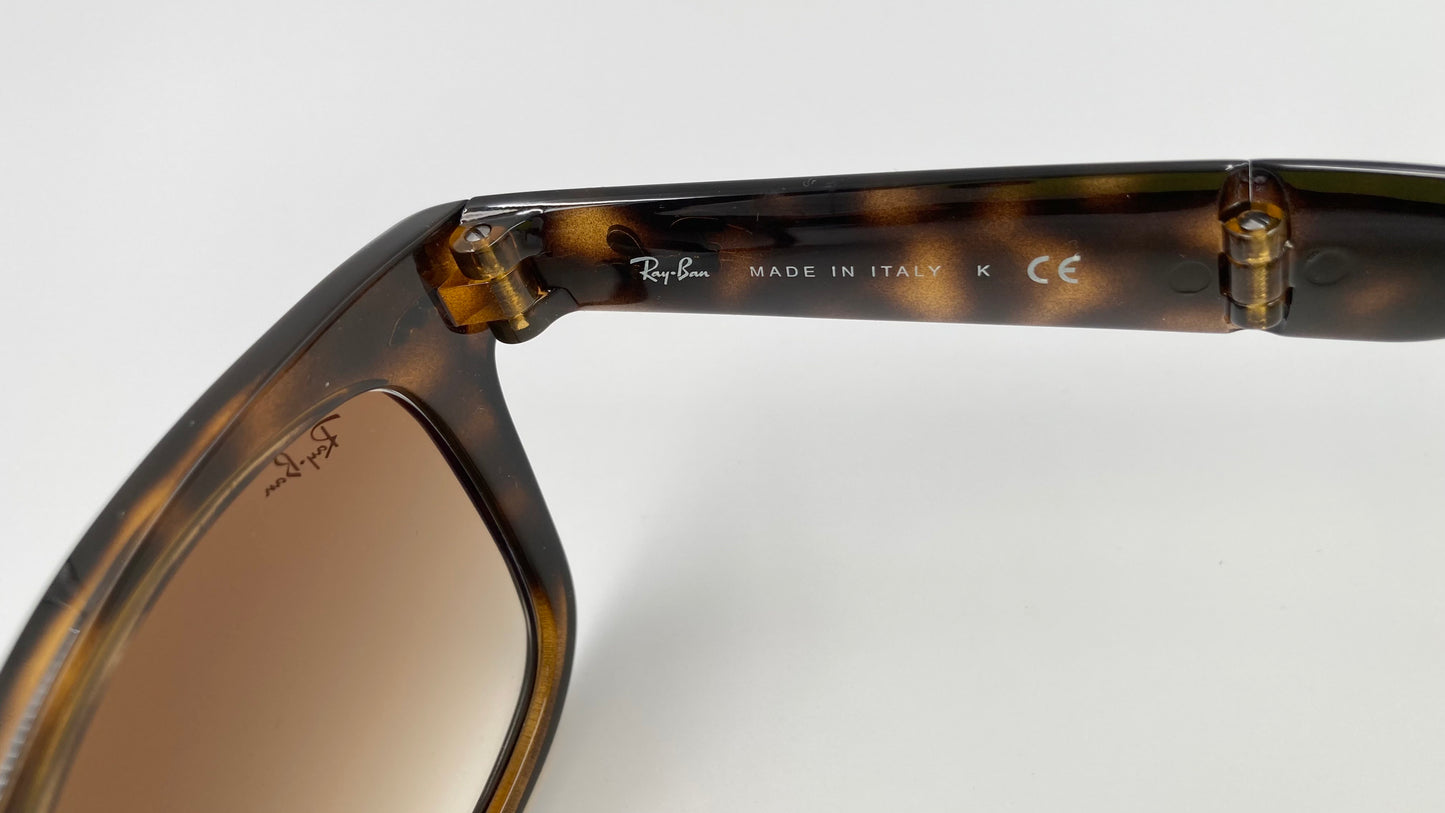Neu RAY BAN - RB4105 - FOLDING WAYFARER Sonnenbrille