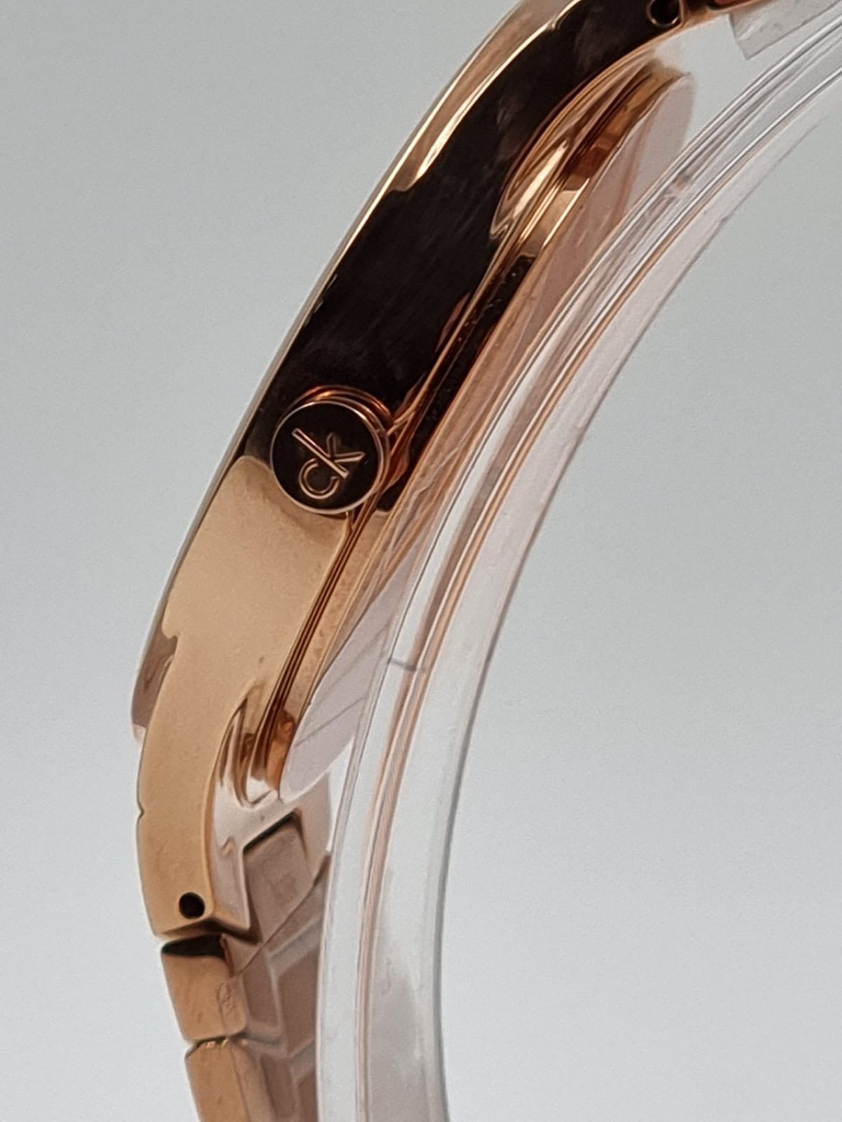 Neue, in der Schweiz hergestellte CALVIN KLEIN Whirl Damen-Quarzuhr mit silbernem Zifferblatt und Roségold-PVD