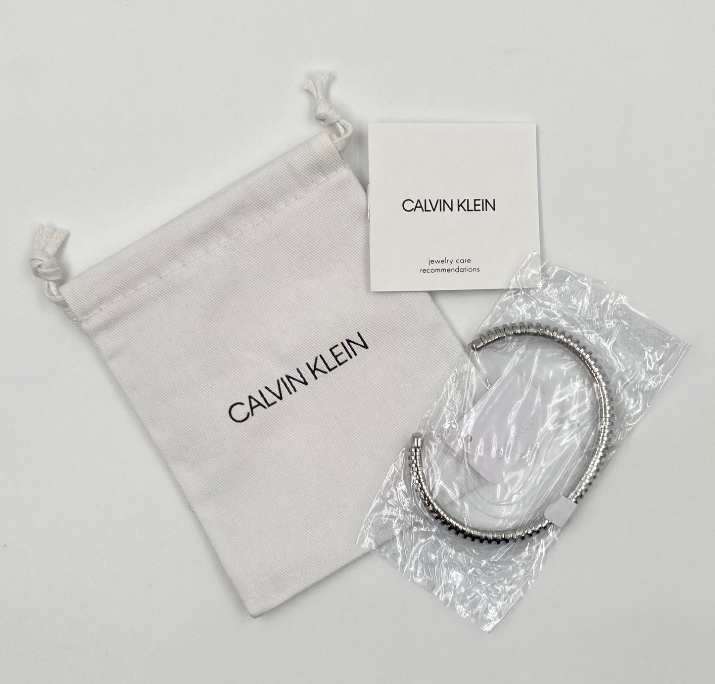 *NEW* CALVIN KLEIN SPRING KJ9FMF00010L STAINLESS STEEL BANGLE - SILVER
